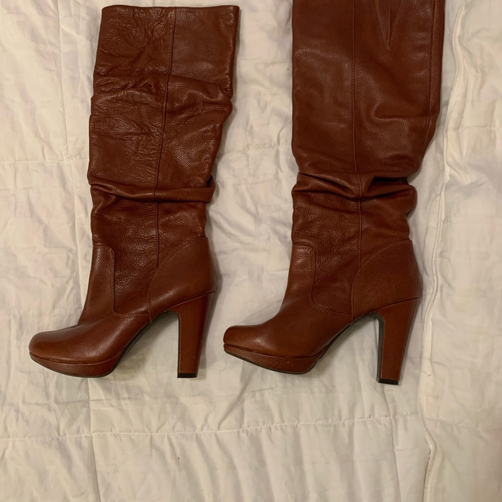 High heel boots